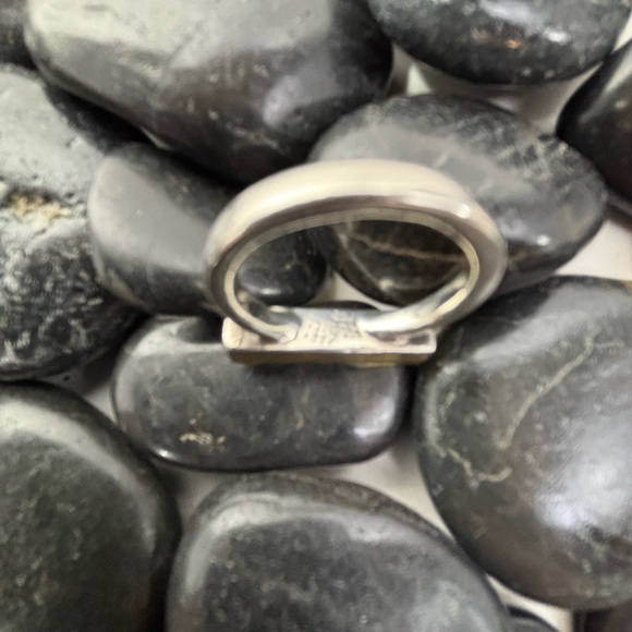 TODD REED 18k Gold w/ 5 Horizontal Rough Cut Diamonds Ring Size 7 - Picture 6 of 7